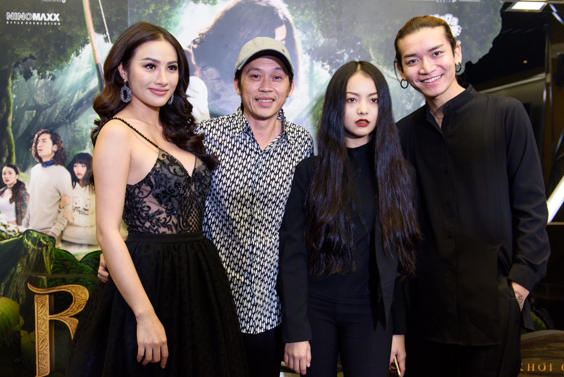 Ra mắt đoàn phim Rừng xanh kỳ lạ truyện ảnh 8 Ra mat doan phim Rung xanh ky la truyen anh 8