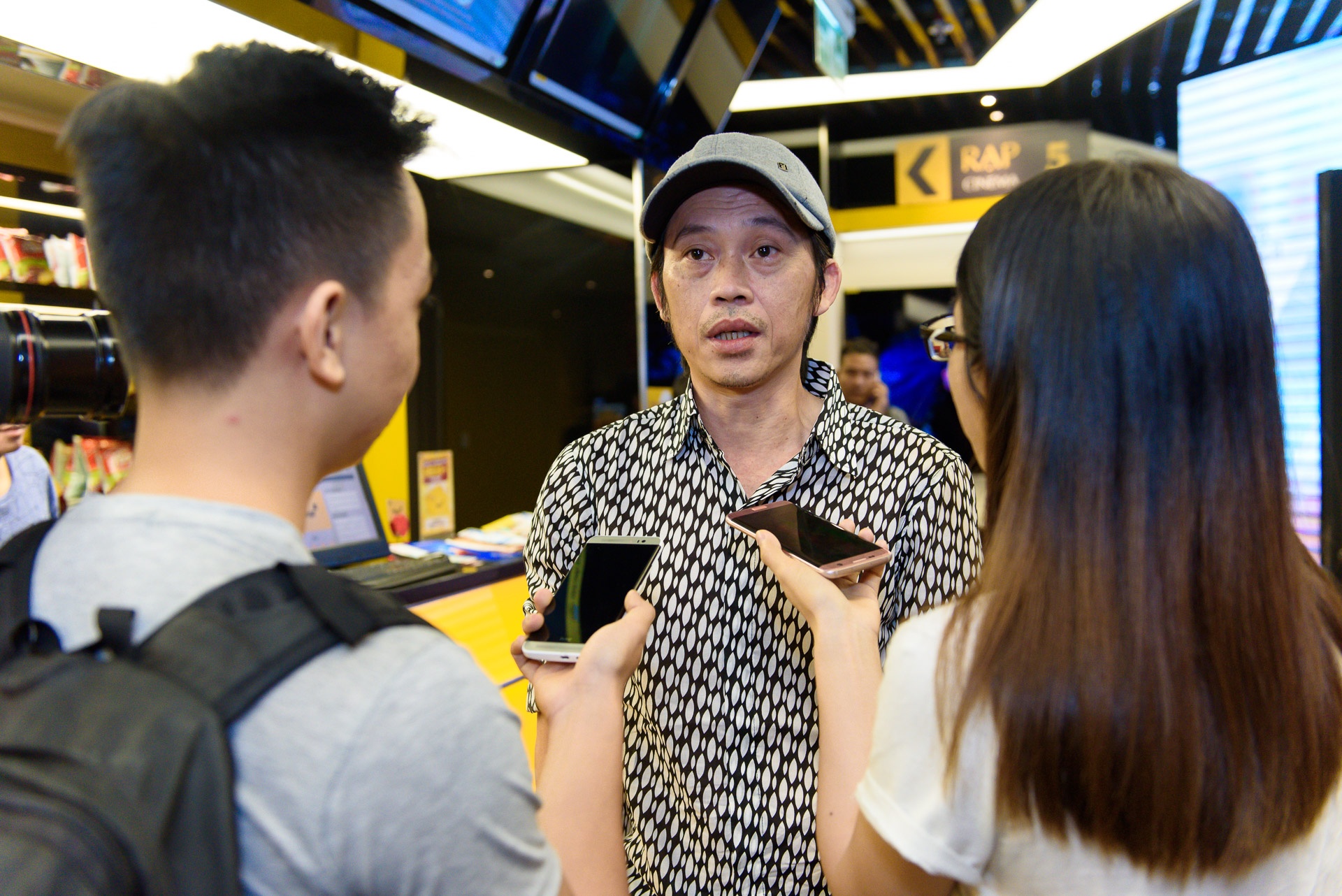 Hoài Linh đóng phim Rừng xanh kỳ lạ truyện ảnh 2 Hoai Linh dong phim Rung xanh ky la truyen anh 2