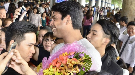Thanh tra Shiv cua 'Co dau 8 tuoi' den Viet Nam lan 3 hinh anh