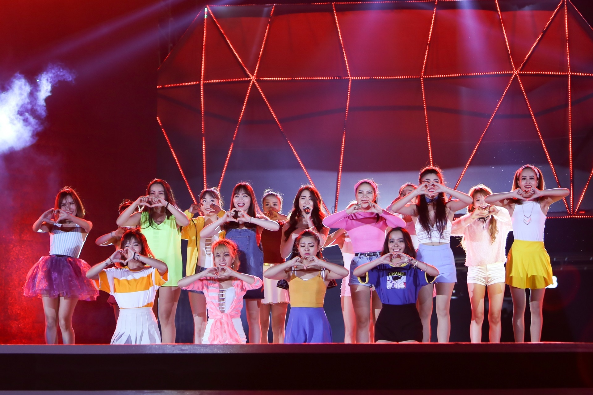 Hòa Minzy chia tay Công Phượng ảnh 1 Hoa Minzy chia tay Cong Phuong anh 1