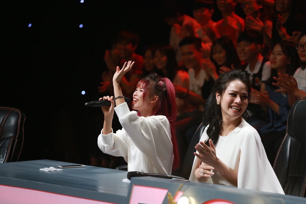 Tap 17 Ca si giau mat anh 8