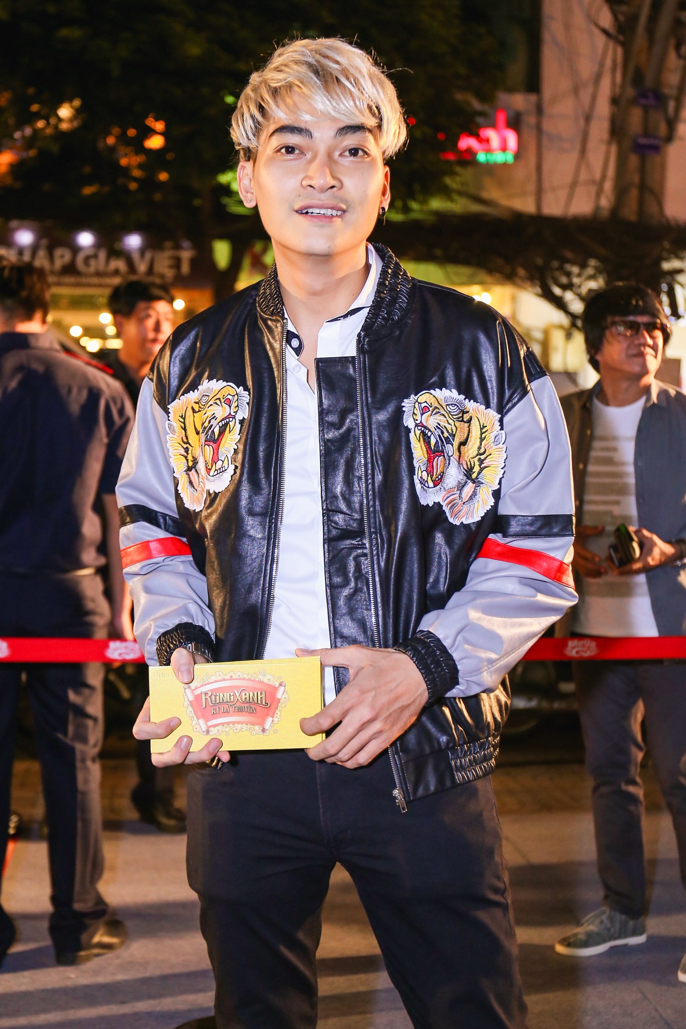 Ra mắt phim Rừng xanh kỳ lạ truyện ảnh 5 Ra mat phim Rung xanh ky la truyen anh 5