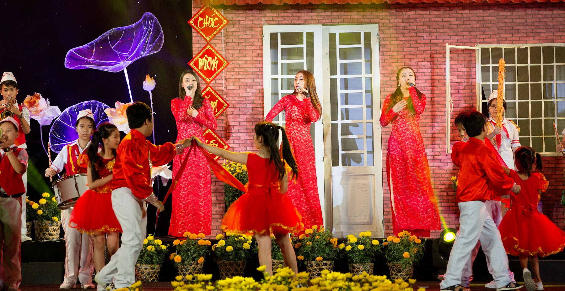 Đêm nhạc Mái ấm gia đình Việt ảnh 9 Dem nhac Mai am gia dinh Viet anh 9