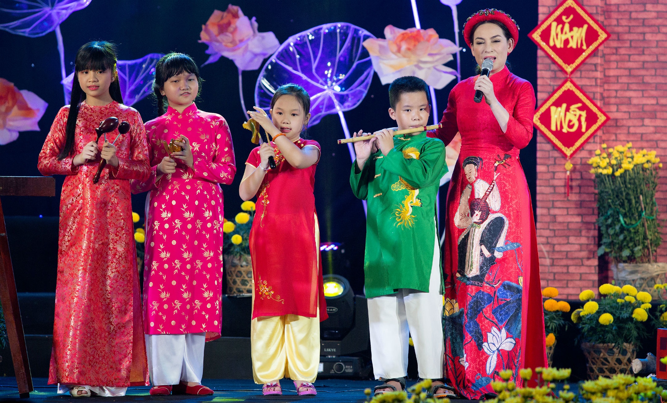 Đêm nhạc Mái ấm gia đình Việt ảnh 1 Dem nhac Mai am gia dinh Viet anh 1