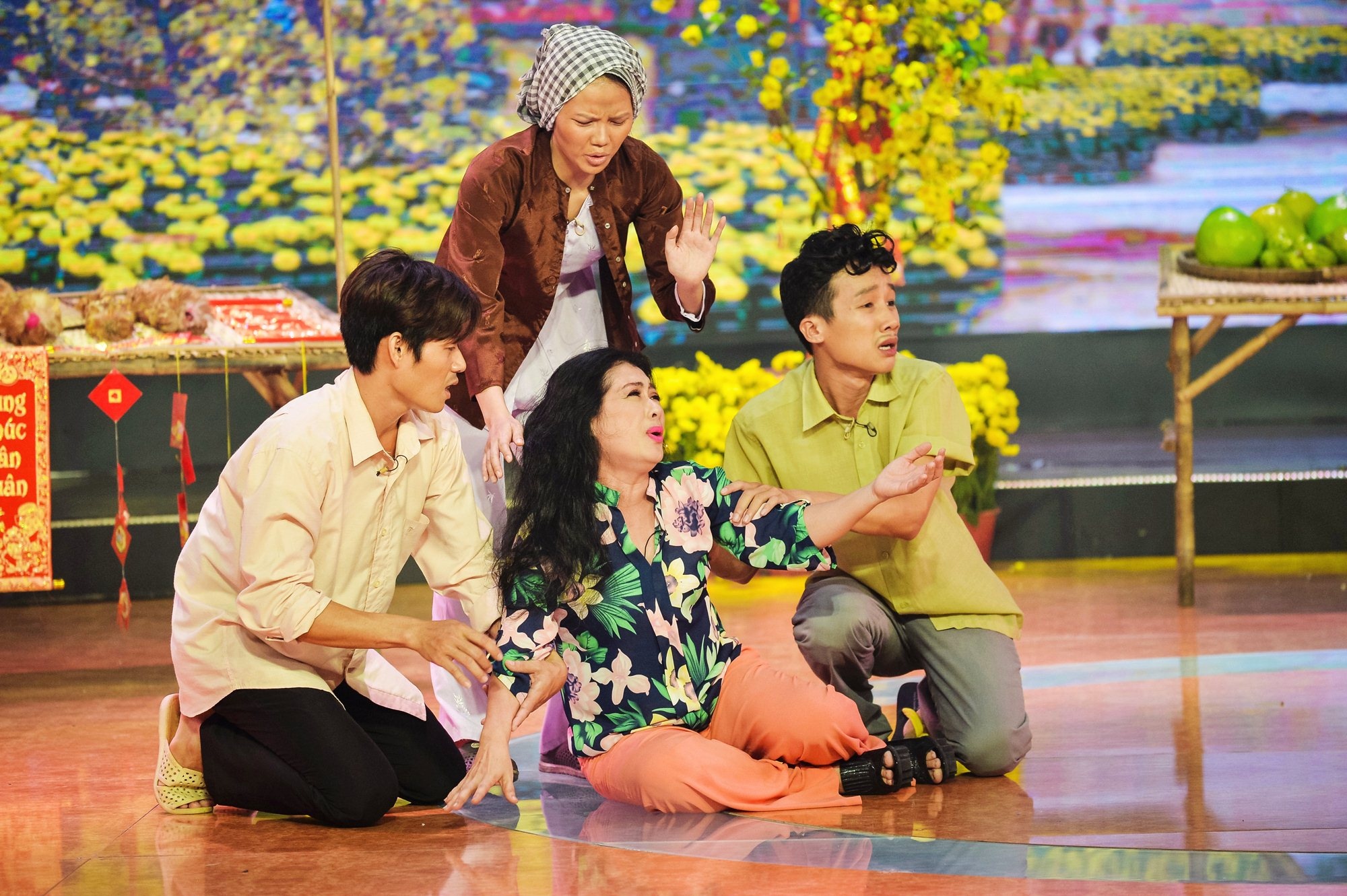 Chung kết cuộc thi Tiếu lâm tứ trụ ảnh 10 Chung ket cuoc thi Tieu lam tu tru anh 10