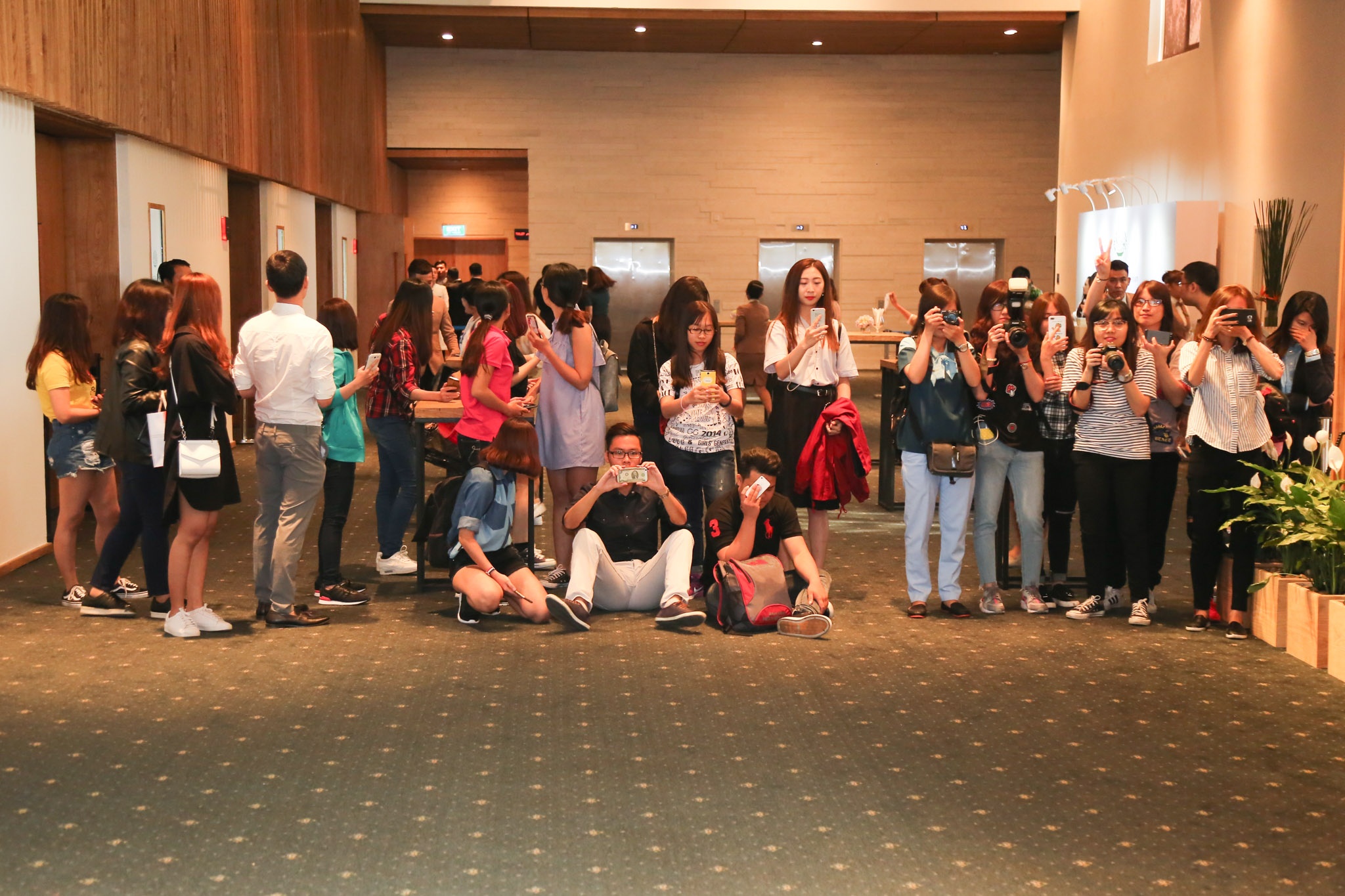 Yoona SNSD den Viet Nam anh 1