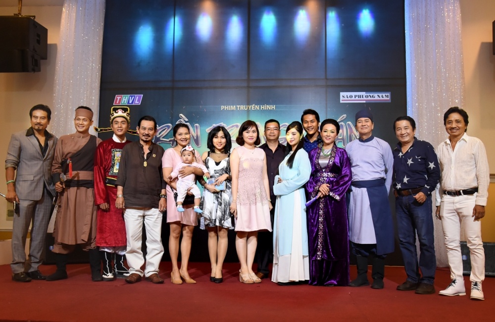 Phim co trang Tran Trung ky an anh 10