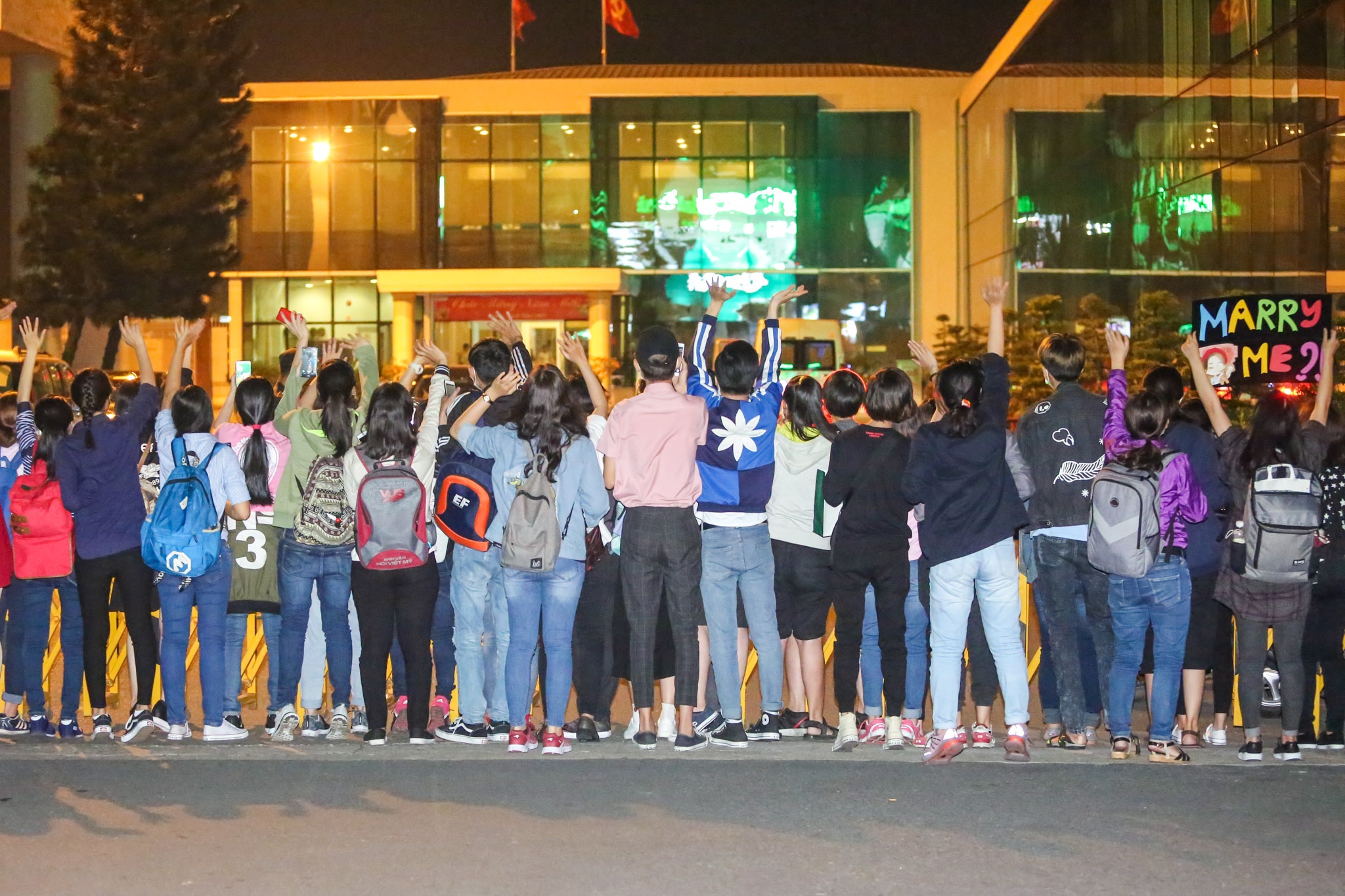 Yoona SNSD den Viet Nam anh 6