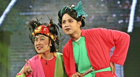 Viet Trinh khen Huynh Tien Khoa vua dep trai, vua co tai hinh anh