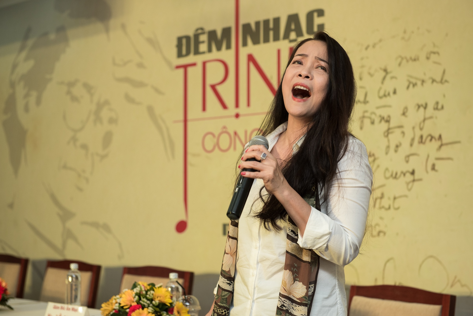 Tai hien chuyen tinh cua Trinh Cong Son va nguoi tinh 'Diem xua' hinh anh