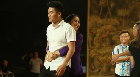 Phuong Thanh doa tru diem vi Le Phuong va ban trai 'om nhau hoai' hinh anh