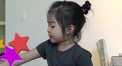 Con gai Xuan Lan gap 'khung hoang tuoi len 3' hinh anh