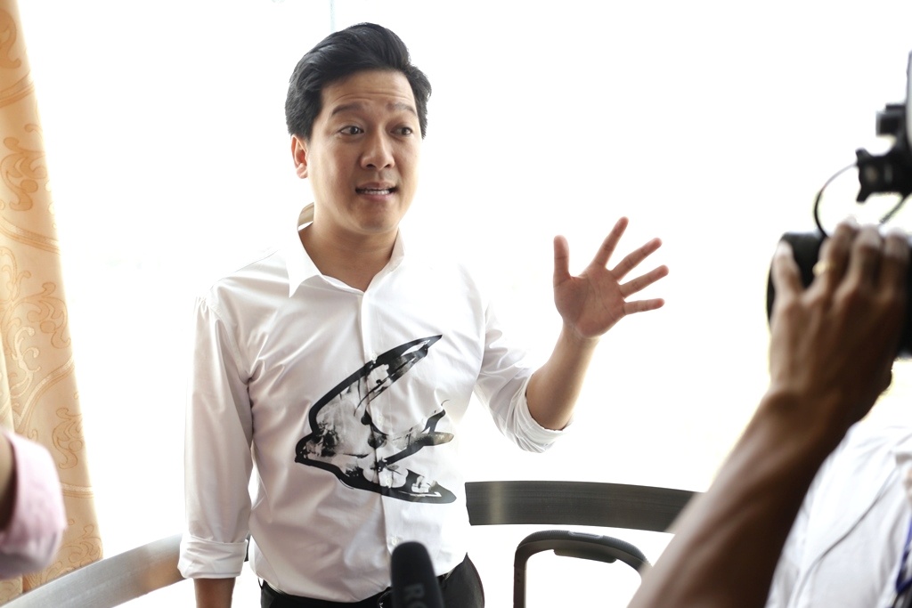 Ca si giau mat mua 3 anh 2