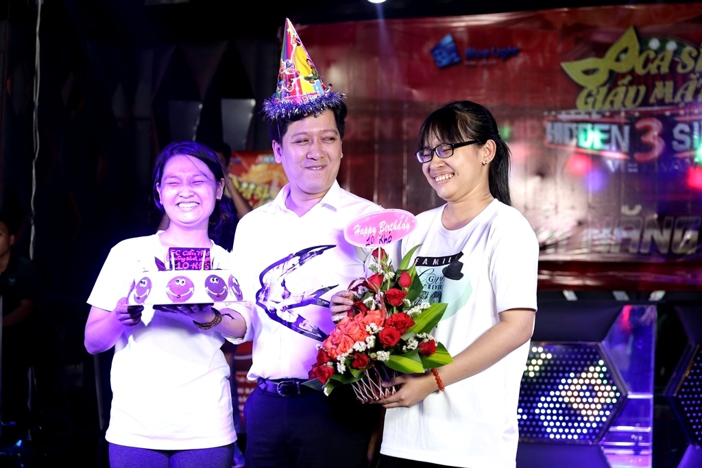 Ca si giau mat mua 3 anh 4