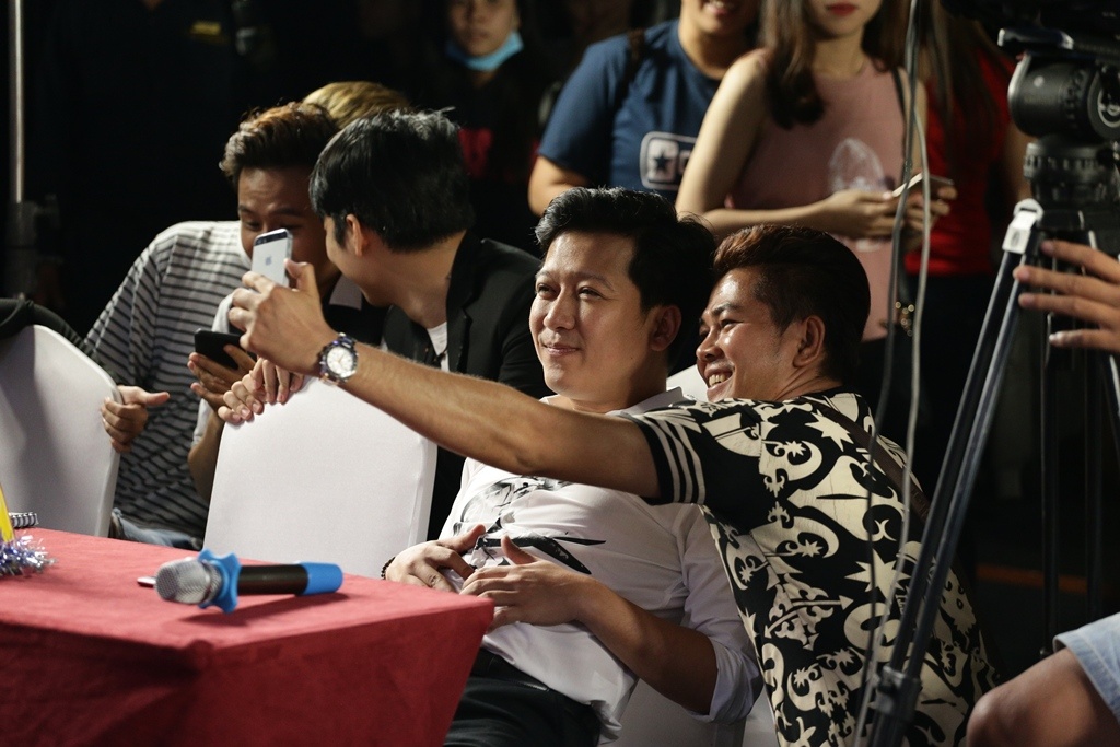 Ca si giau mat mua 3 anh 5