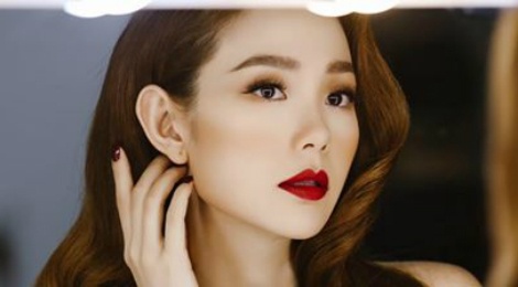 Tranh cai gay gat quanh viec Minh Hang to bi Ha Ho 'da' khoi The Face hinh anh