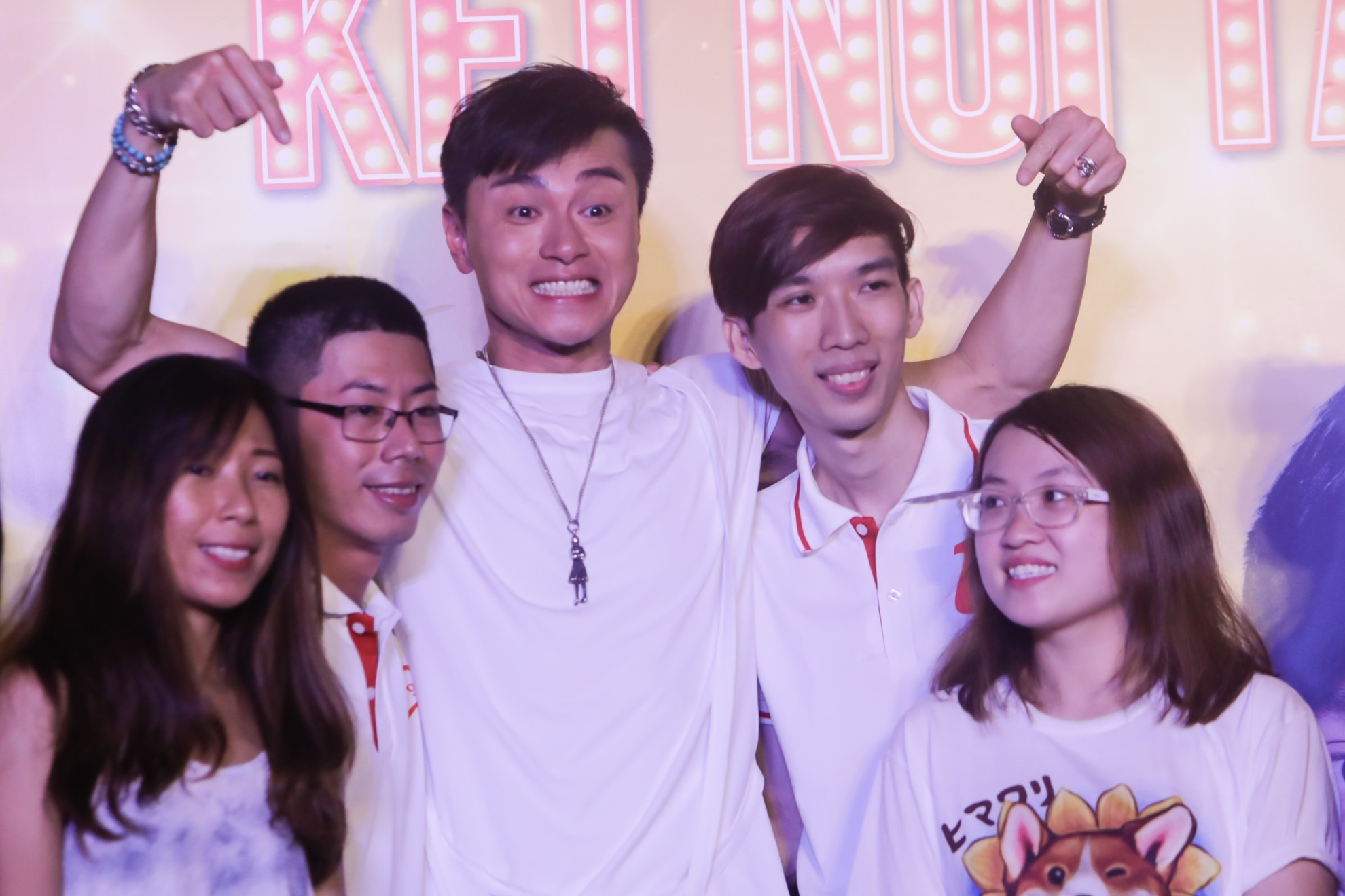 Hoa hau Hong Kong sang Viet Nam anh 6