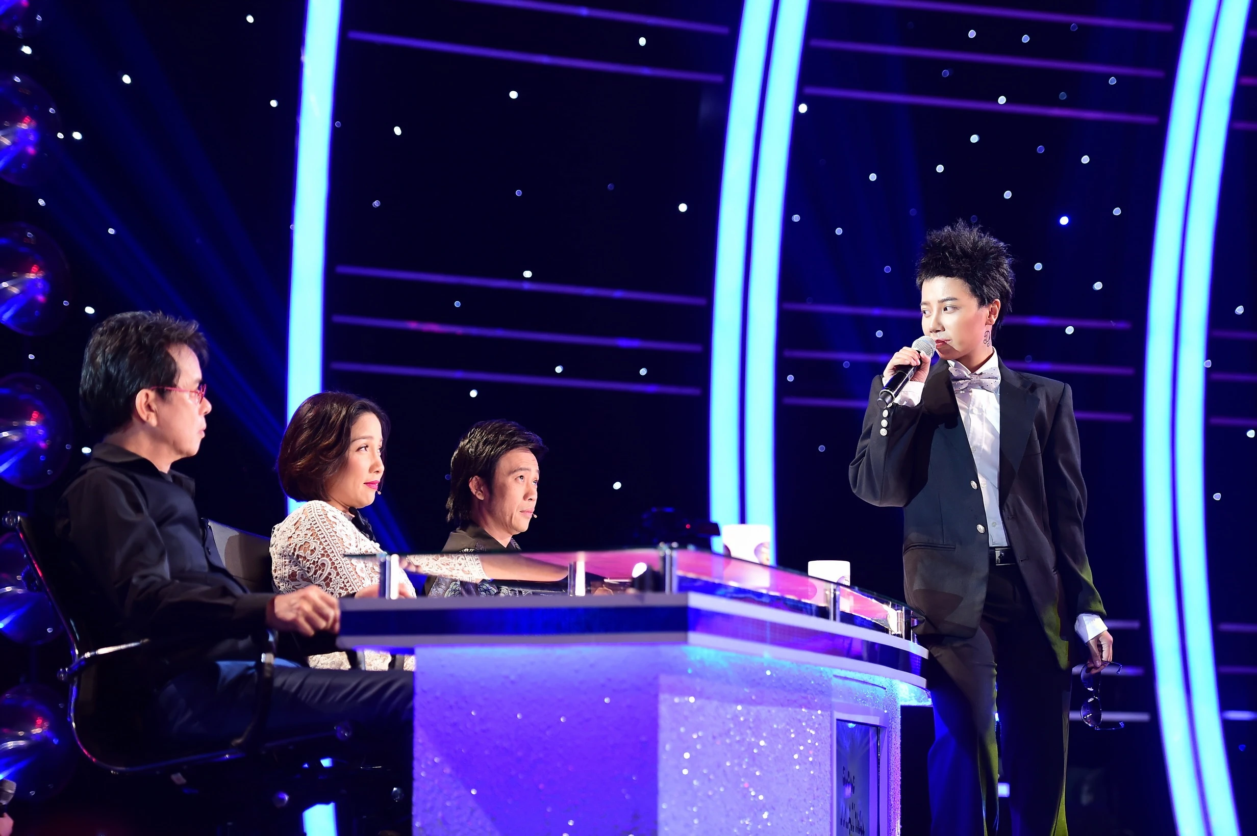 Tap 2 Guong mat than quen anh 10