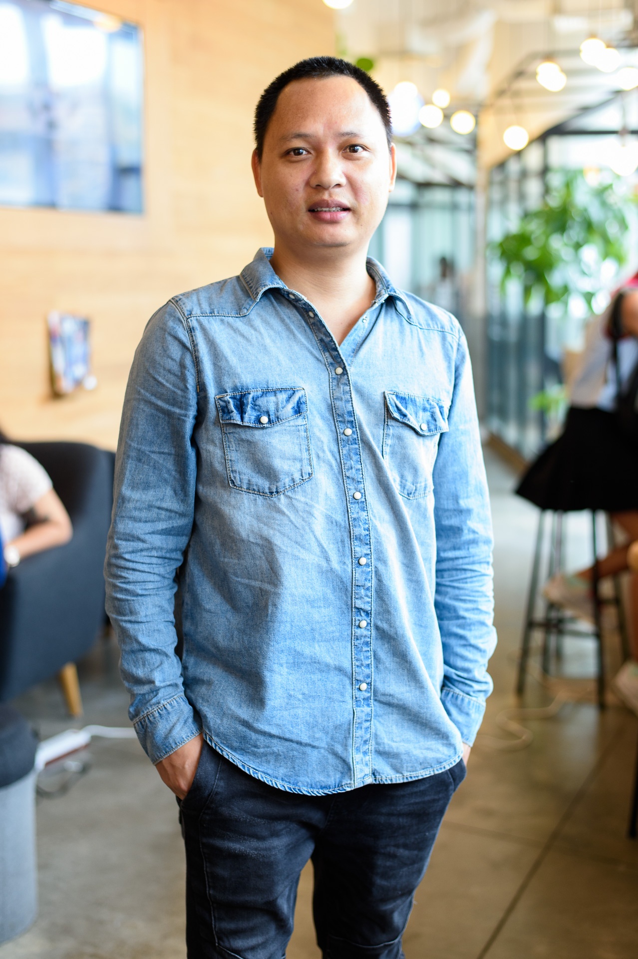 MV Xin lỗi con ảnh 7 MV Xin loi con anh 7