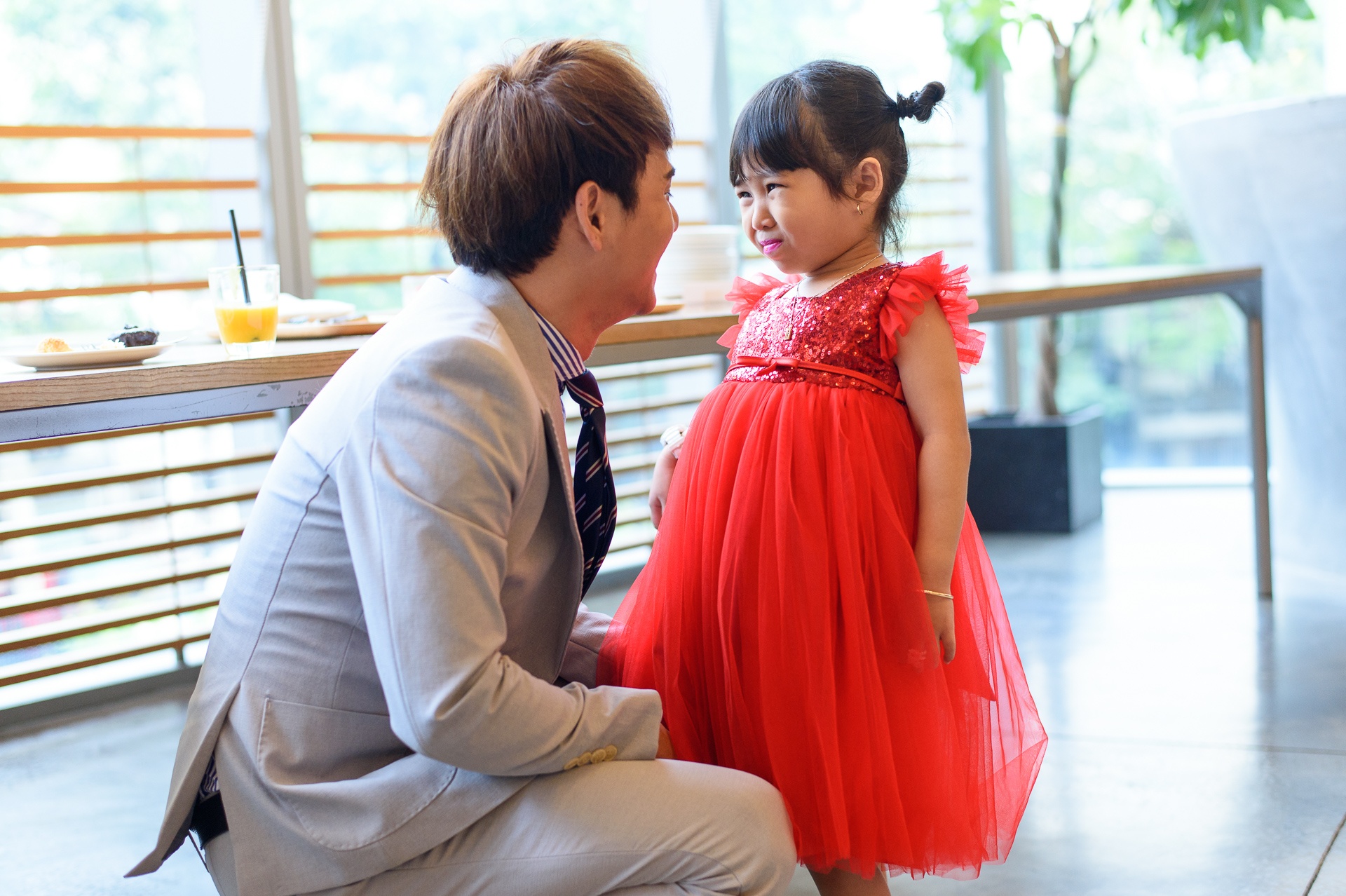 MV Xin lỗi con ảnh 1 MV Xin loi con anh 1