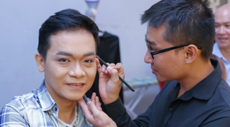 Ky Phuong tiet lo Minh Thuan tung phai den tien vi lam be micro hinh anh