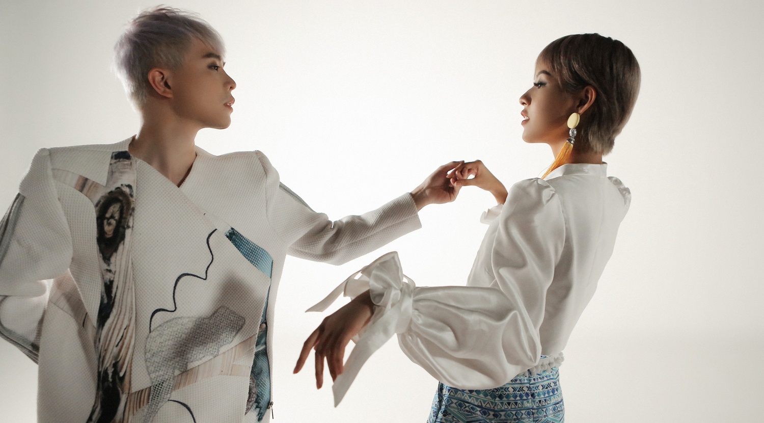 Teaser MV Seen hinh anh