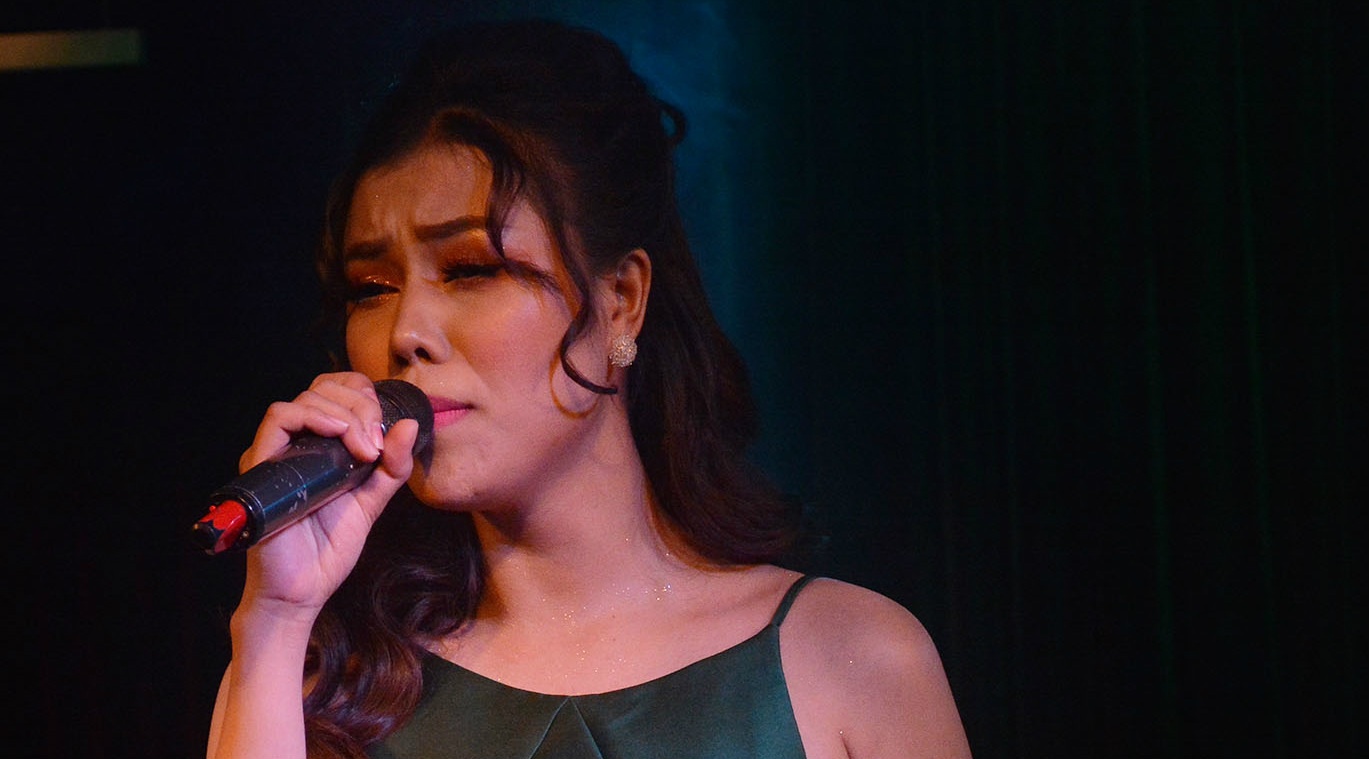 Hong Gam - Duong xua hinh anh