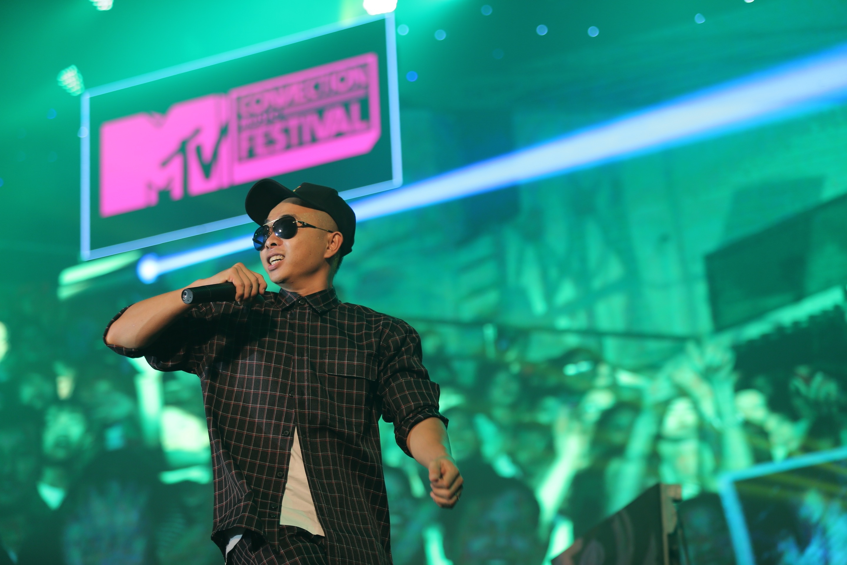 Dem nhac Brand New You anh 10