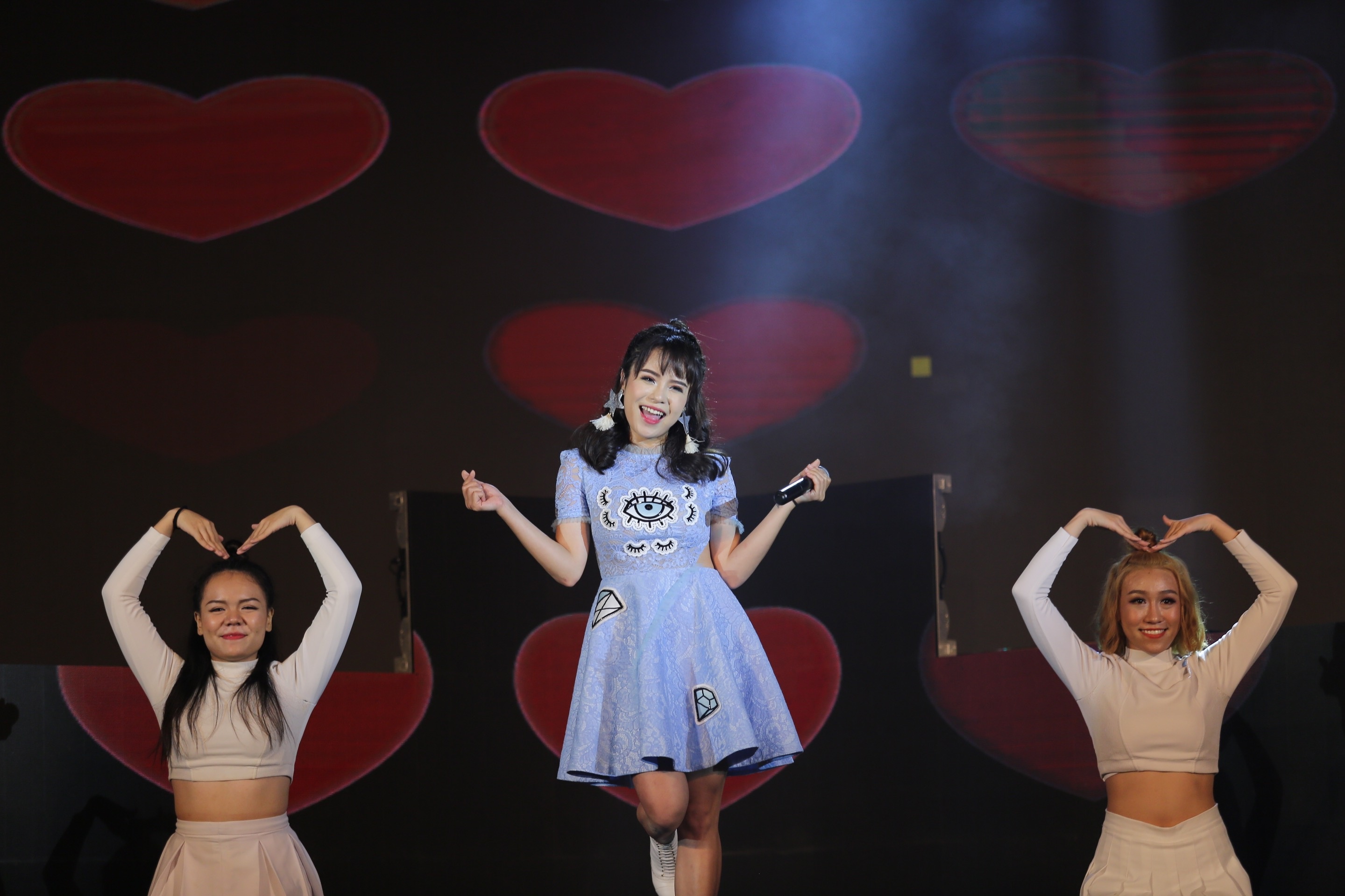 Dem nhac Brand New You anh 9