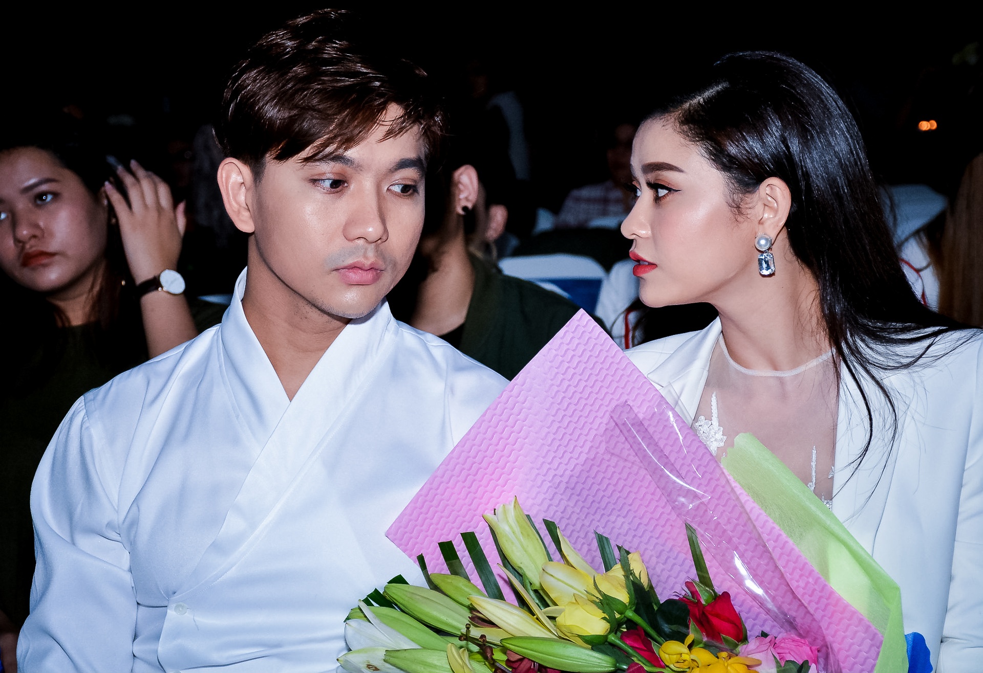 Trang Pháp ra MV Đừng để con một mình ảnh 6 Trang Phap ra MV Dung de con mot minh anh 6