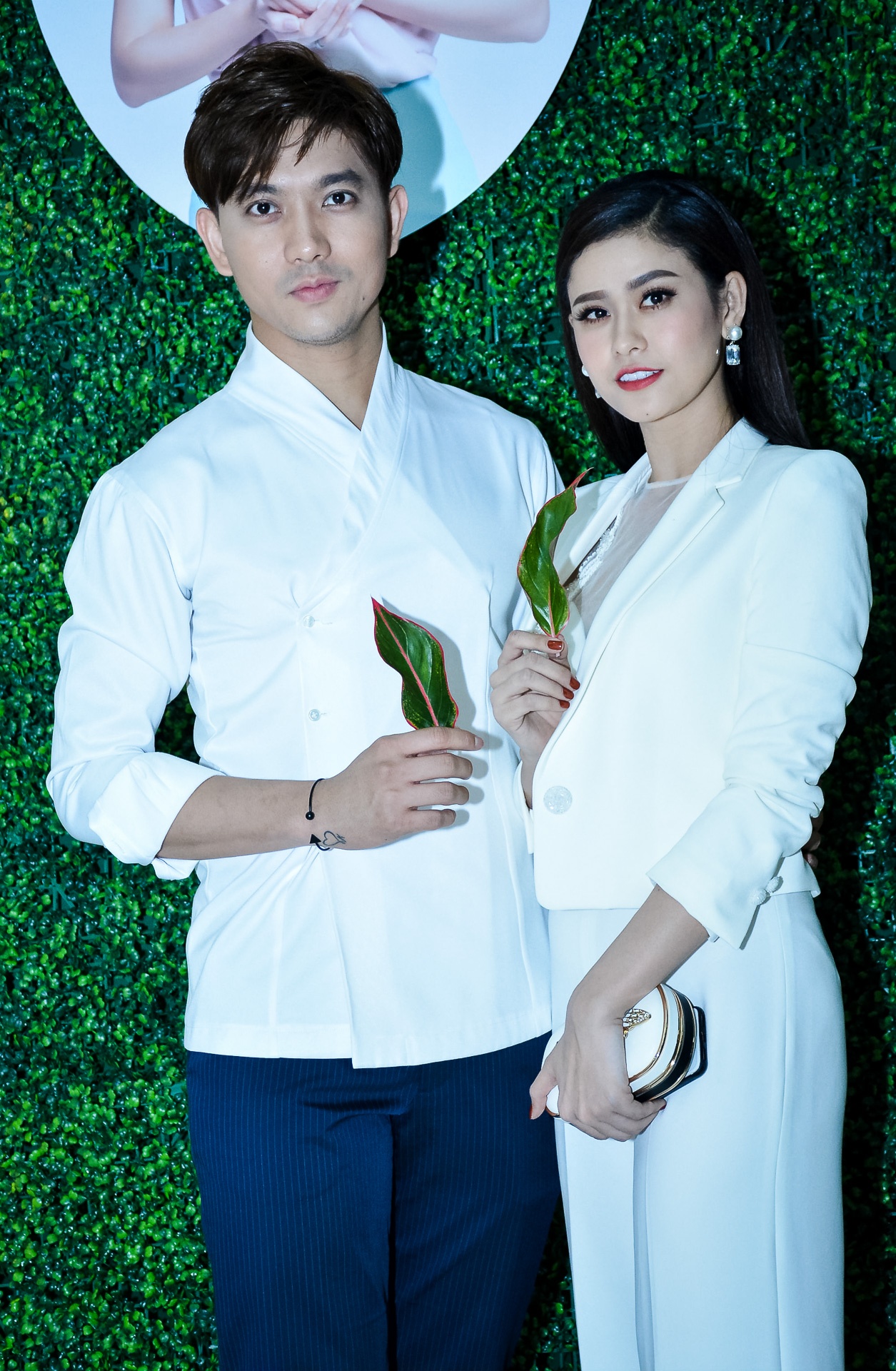 Trang Pháp ra MV Đừng để con một mình ảnh 4 Trang Phap ra MV Dung de con mot minh anh 4