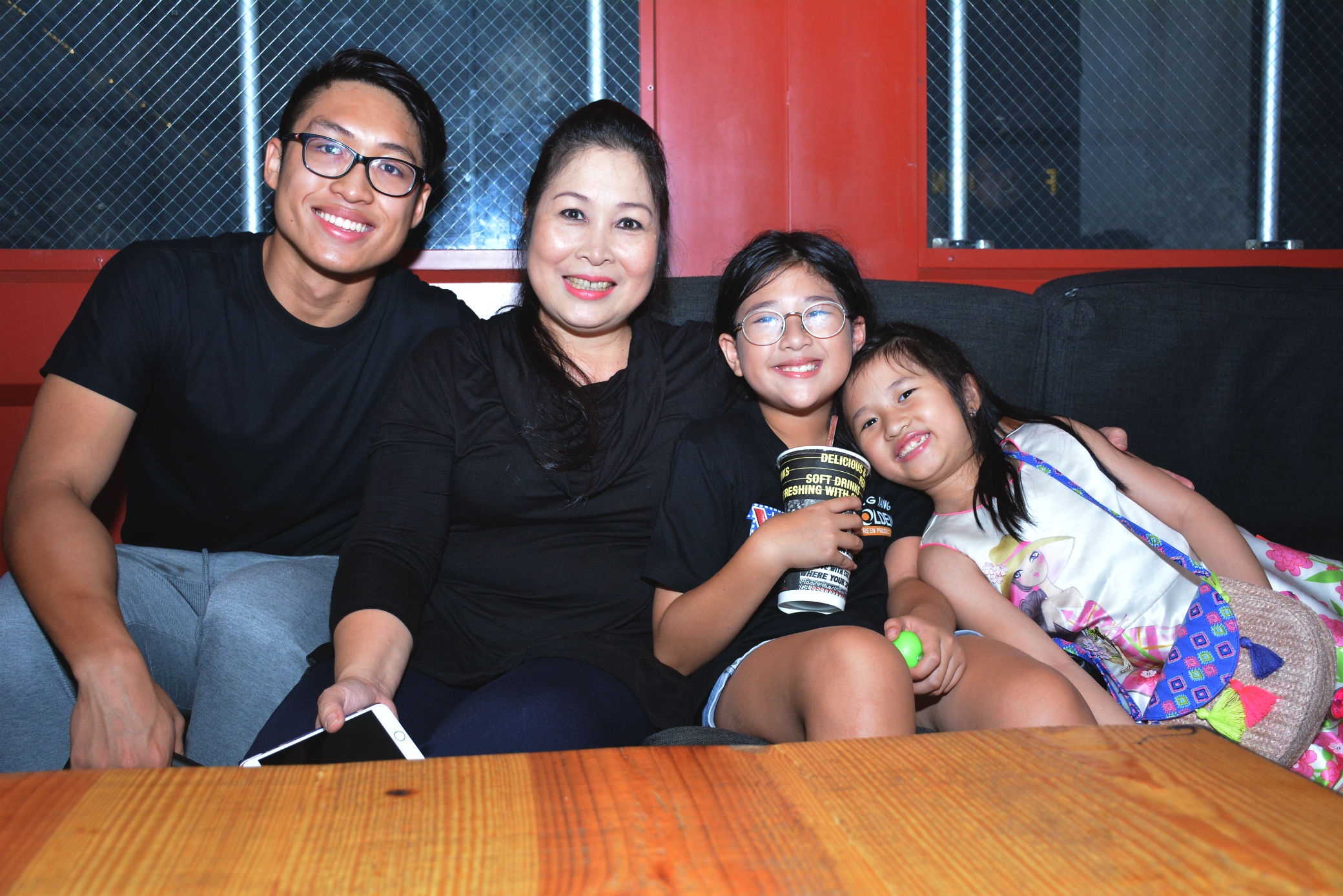 Bo phim Xom tro 3D anh 7