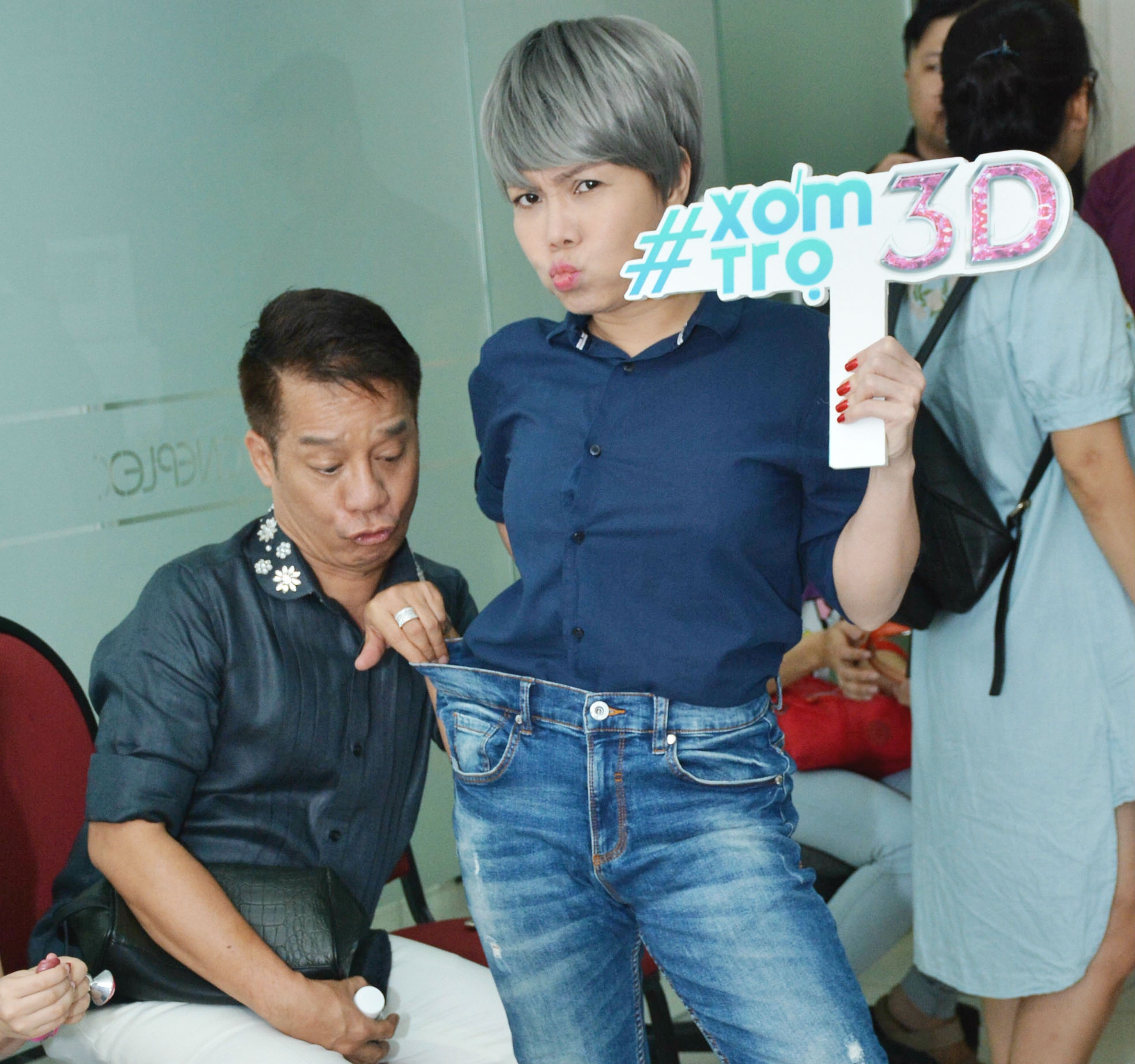 Bo phim Xom tro 3D anh 3