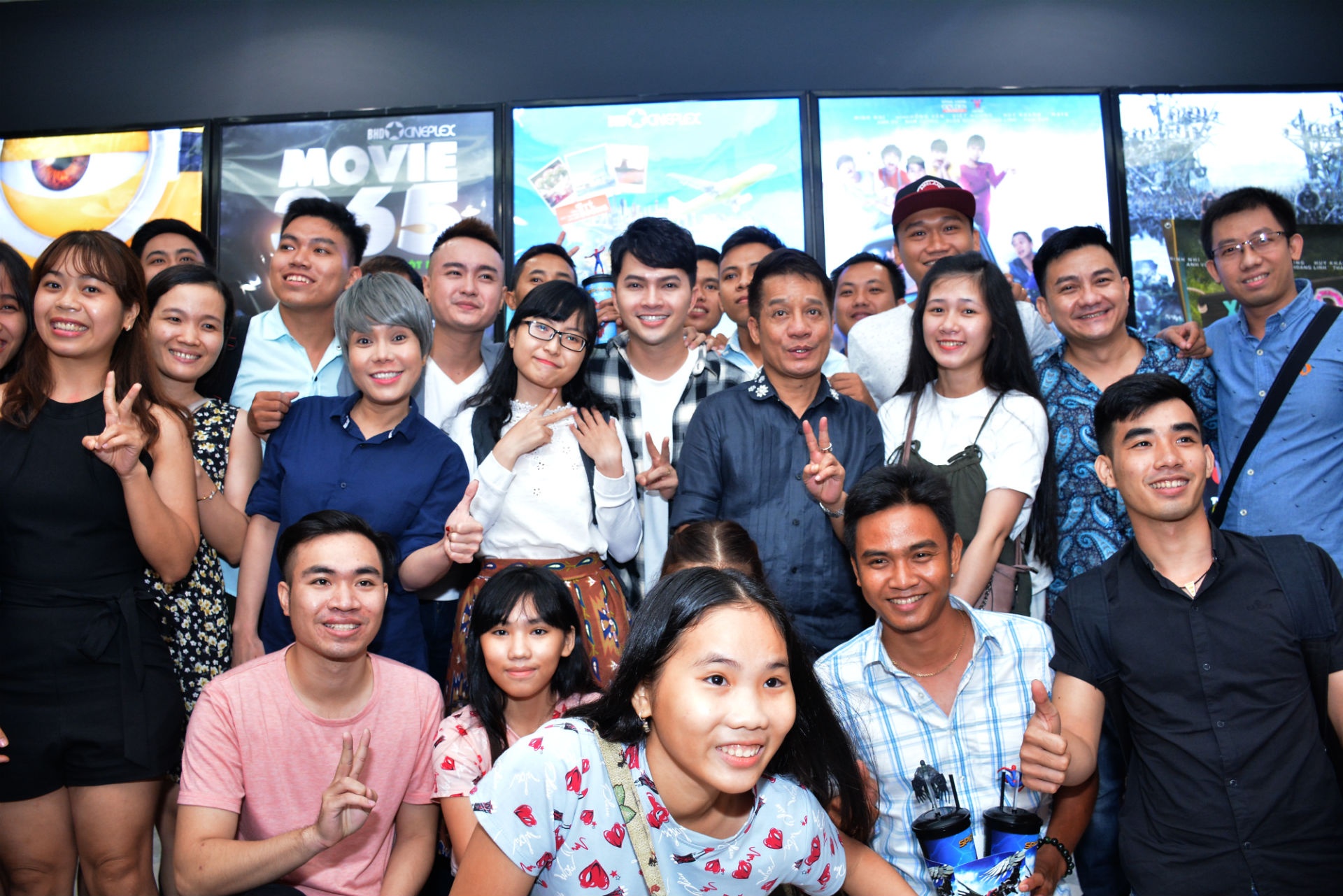 doanh thu phim Xom tro 3D anh 2