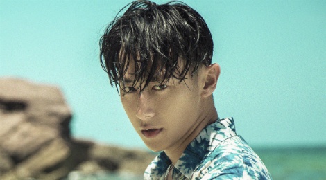 Rocker Nguyen tung ca khuc moi nhan dip sinh nhat hinh anh