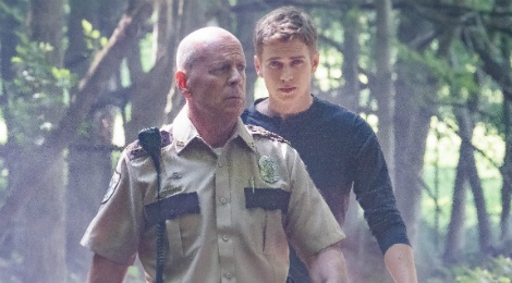 Bruce Willis doi vai cho tai tu 'Star Wars' trong phim hanh dong moi hinh anh