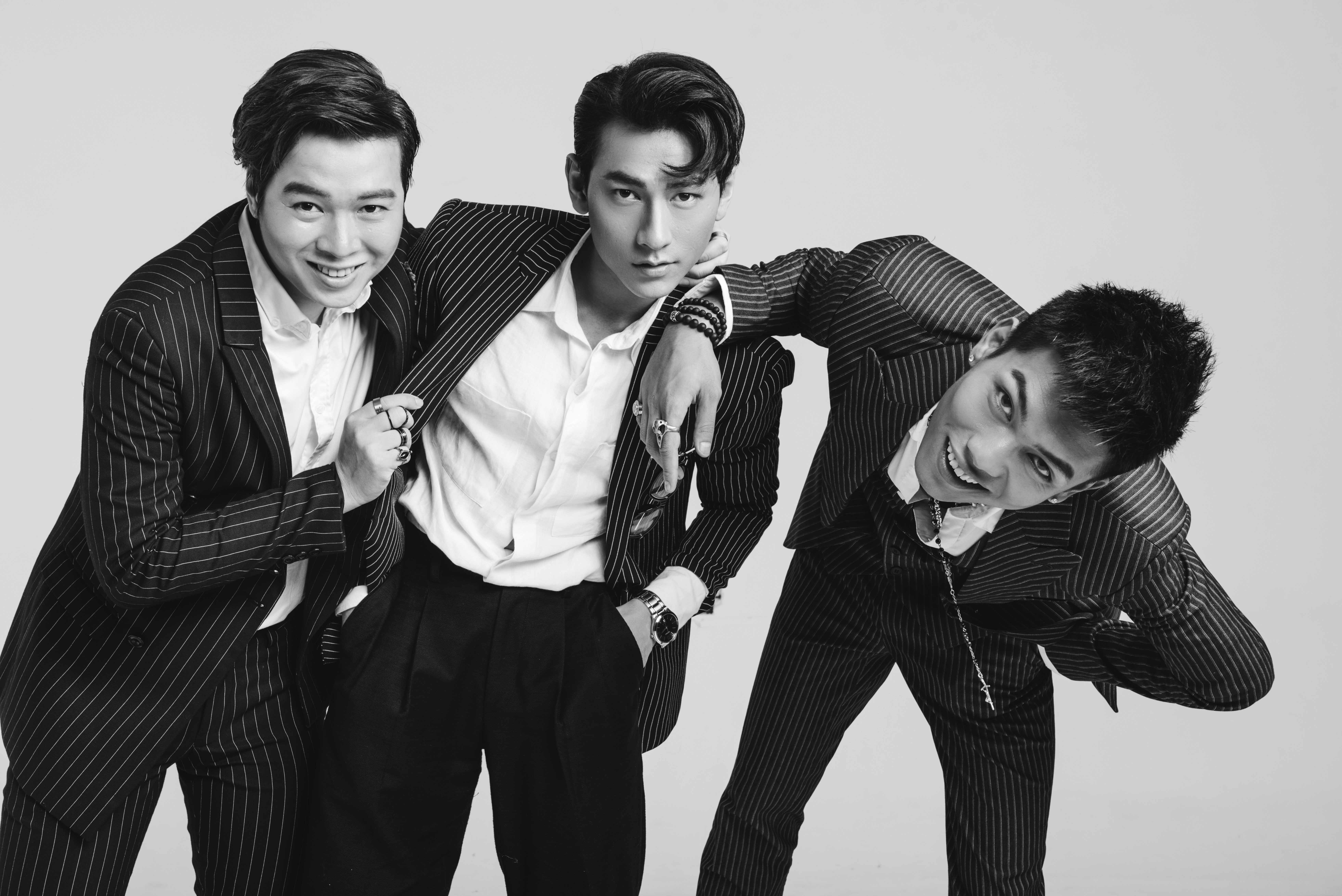 Ta da yeu chua vay - Isaac hinh anh