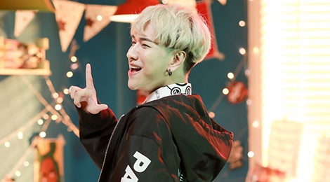 Lou Hoang tung MV solo sau mot nam duoc OnlyC yem tro hinh anh