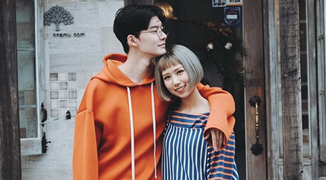 MV Min dong cap voi nguoi mau Han Quoc thong tri BXH Zing Mp3 hinh anh