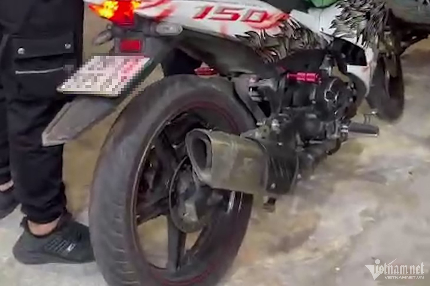 canh sat 141 hoa trang anh 4