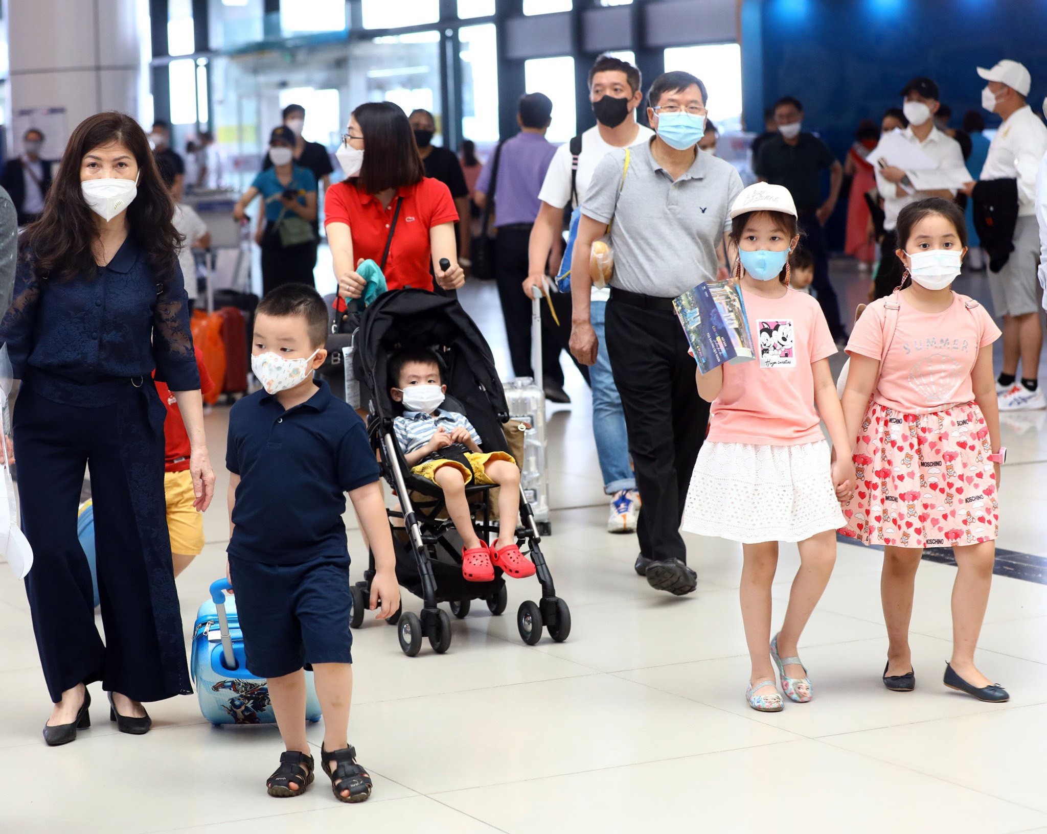 luong khach tang dip le anh 2