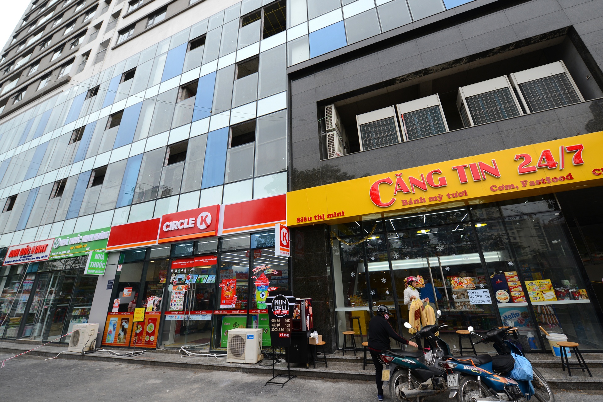 trung tam thuong mai,  chung cu dang thi cong anh 5