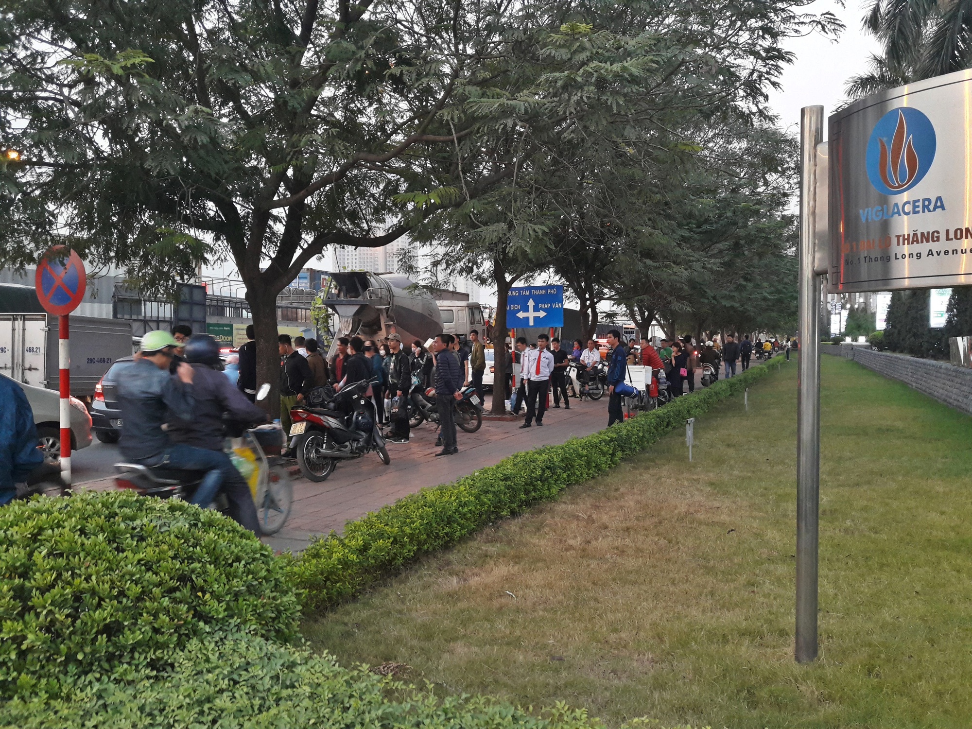 chung cư number one, không có chỗ đỗ xe, bến xe dù ảnh 3 chung cu number one, khong co cho do xe, ben xe du anh 3