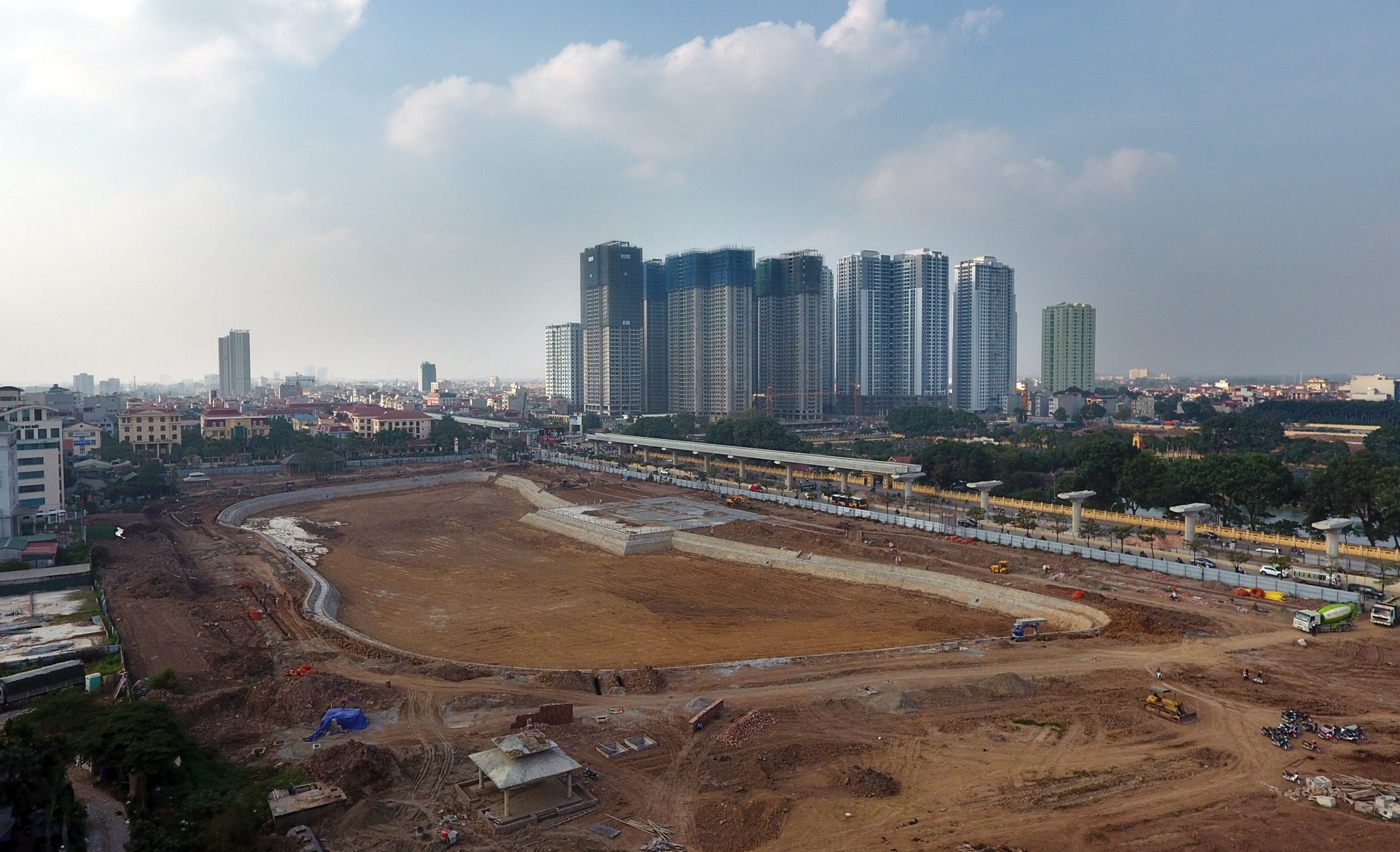 cong vien ho dieu hoa ha noi anh 3