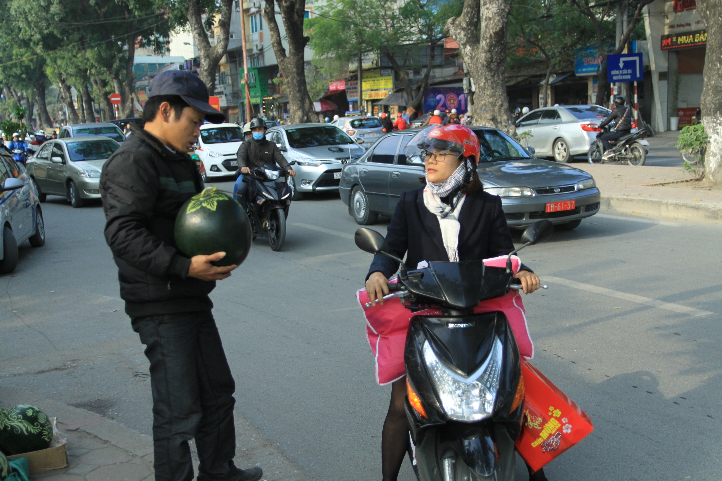 khac dua ngay tet anh 3