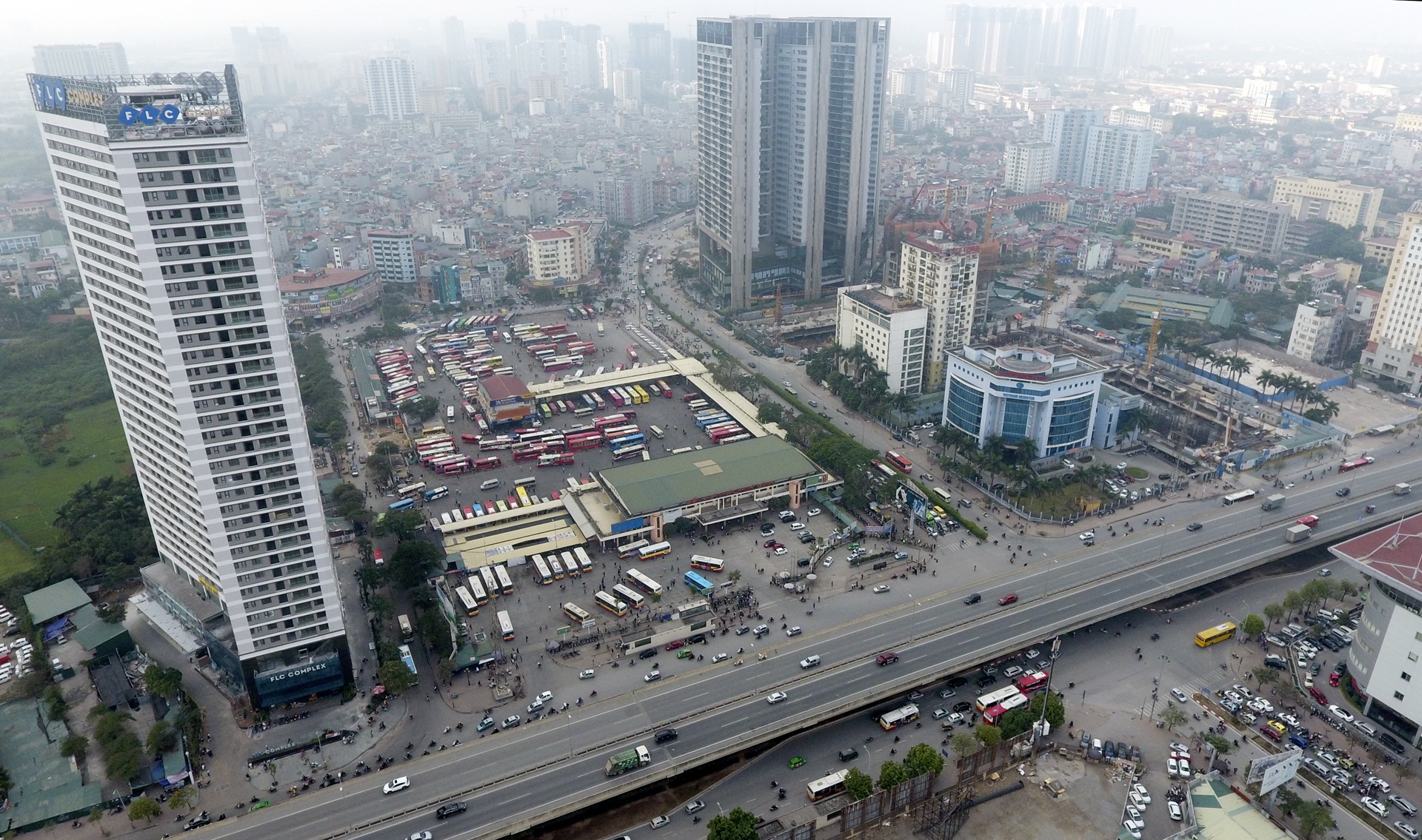 Nhung chung cu tung ngap nuoc tren tang cao o Ha Noi hinh anh