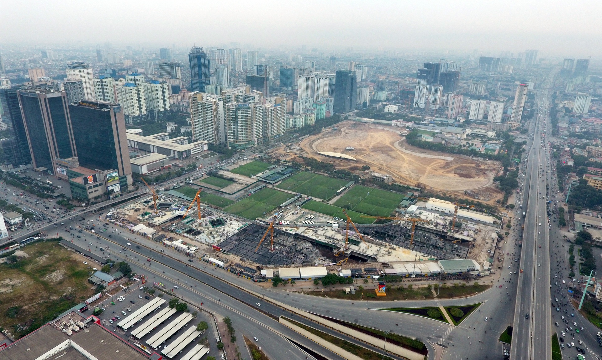 Sau via he, Ha Noi yeu cau khan truong lam bai do xe ngam hinh anh