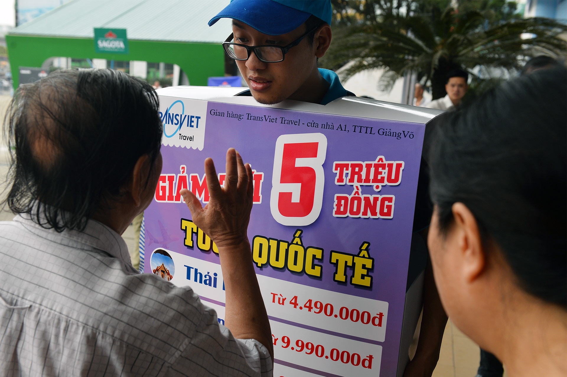 gia phong dip nghi le anh 1