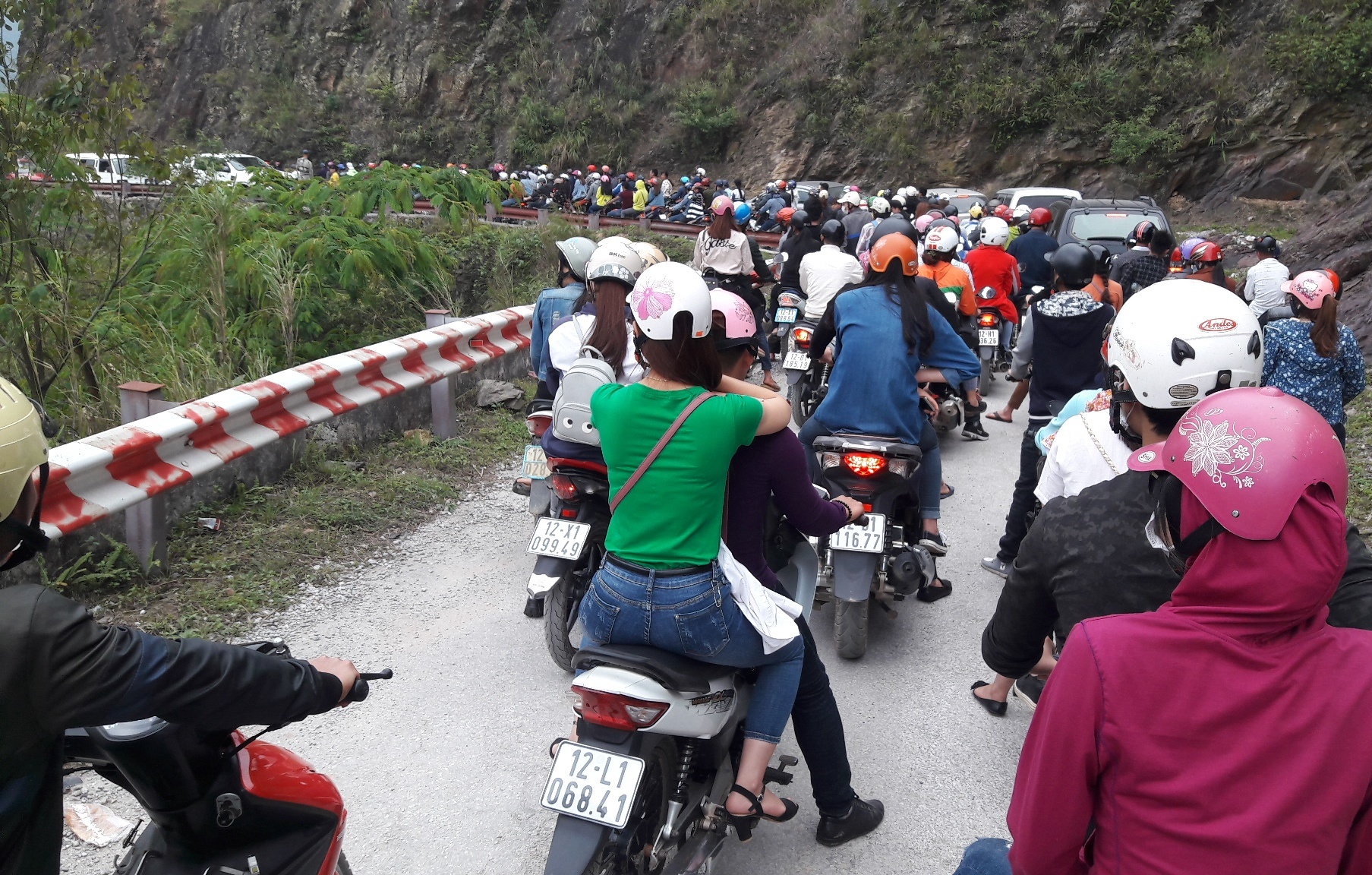 Dinh Mau Son 'that thu' ngay 30/4 hinh anh