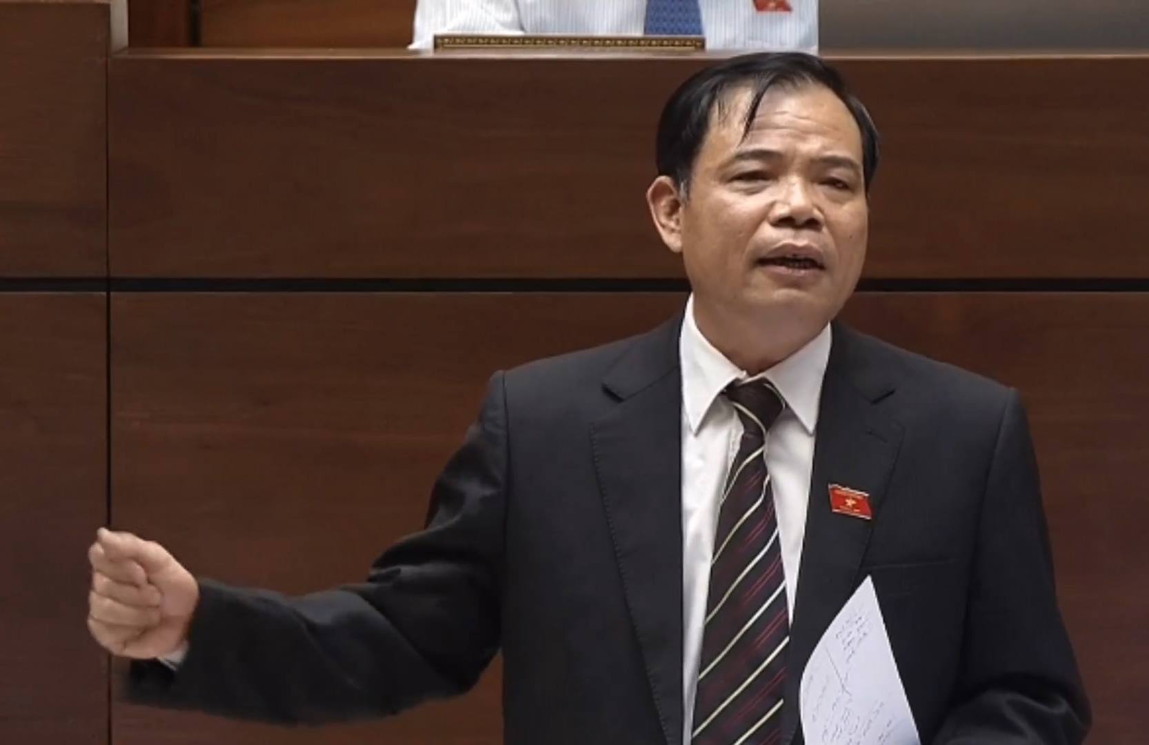 'Mot doan tau cung ung thit heo, moi lam tot o toa san xuat' hinh anh